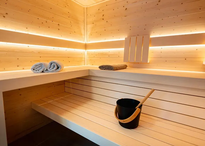 Apfelland Hideaways Design Apartments Mit Sauna Und Panorama